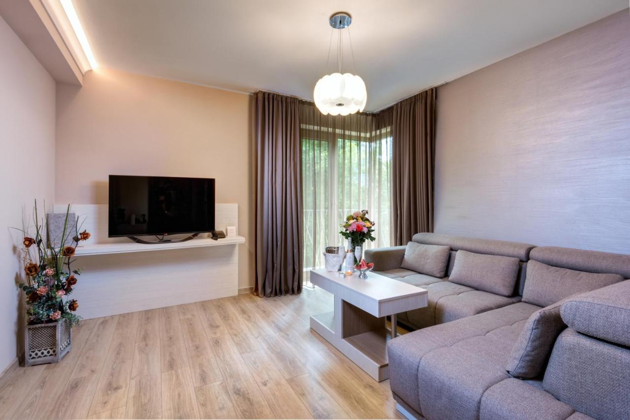 Hotel & Relax Zone Cattleya Krushuna Ngoại thất bức ảnh